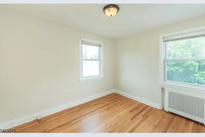 38 Avondale Ave, Clifton, NJ 07013 - Photo 14