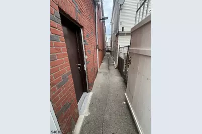446 Rear 446 Elizabeth Ave, Elizabeth, NJ 07206 - Photo 4