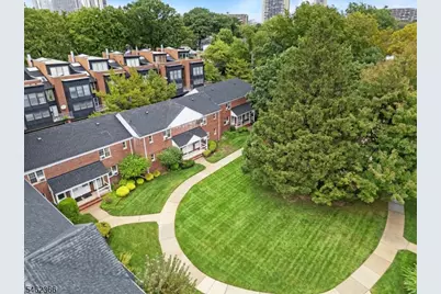 1267 Anderson Ave #28, Fort Lee, NJ 07024 - Photo 16