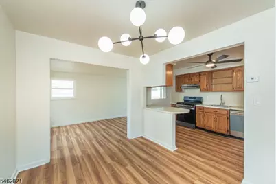 115 Beverly Rd, Bloomfield, NJ 07003 - Photo 2