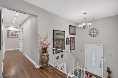 7 Crest Dr, East Hanover Township, NJ 07936 - Photo 22