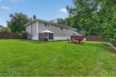 7 Crest Dr, East Hanover Township, NJ 07936 - Photo 46