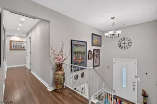 7 Crest Dr, East Hanover Township, NJ 07936 - Photo 24