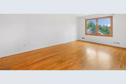 14 Mountain Ave, Warren Township, NJ 07059 - Photo 12