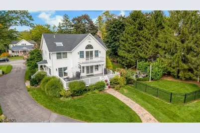 32 W Main St, Mendham, NJ 07945 - Photo 28