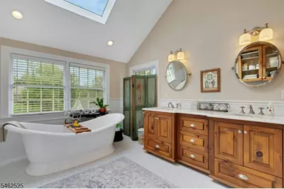 32 W Main St, Mendham, NJ 07945 - Photo 16