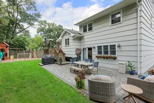 2292 Sunrise Ct, Scotch Plains Township, NJ 07076 - Photo 32