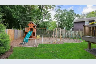 2292 Sunrise Ct, Scotch Plains Township, NJ 07076 - Photo 34
