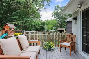 2292 Sunrise Ct, Scotch Plains Township, NJ 07076 - Photo 12
