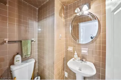 17 Harrison Ave, Long Hill Township, NJ 07933 - Photo 22