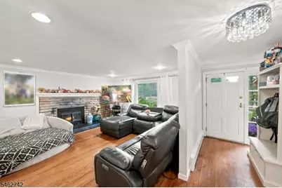 17 Harrison Ave, Long Hill Township, NJ 07933 - Photo 12