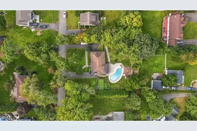 17 Harrison Ave, Long Hill Township, NJ 07933 - Photo 2