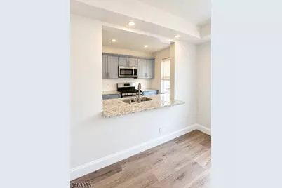 38B Colfax Manor, Roselle Park, NJ 07204 - Photo 8