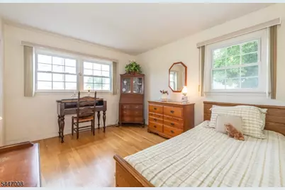 121 Bender Dr, Clifton, NJ 07013 - Photo 20