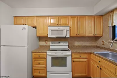 93 Overlook Dr, Union Township, NJ 08809 - Photo 14