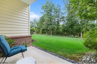2101 Neville Ct, Franklin Township, NJ 08873 - Photo 18