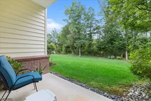 2101 Neville Ct, Franklin Township, NJ 08873 - Photo 18