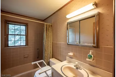 2281 Morse Ave, Scotch Plains Township, NJ 07076 - Photo 26