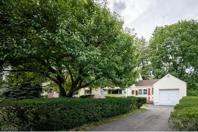 2281 Morse Ave, Scotch Plains Township, NJ 07076 - Photo 4