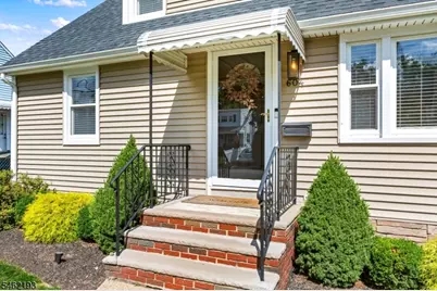 604 Spruce Ave, Garwood, NJ 07027 - Photo 2