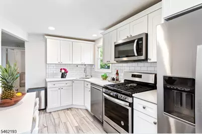 604 Spruce Ave, Garwood, NJ 07027 - Photo 6