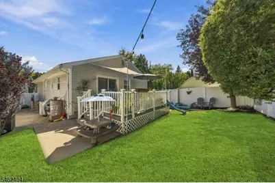 1446 Lambert St, Rahway, NJ 07065 - Photo 26