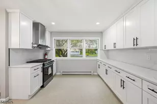 148 S Ridgedale Ave, East Hanover Township, NJ 07936 - Photo 16