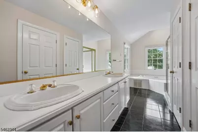 4 Meadowbrook Club Way, Far Hills, NJ 07931 - Photo 8