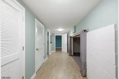 4 Spring Ln, Washington Township, NJ 07853 - Photo 36