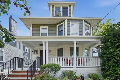 16 Munn St #3, Montclair, NJ 07042 - Photo 2