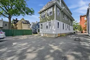 16 Munn St, Montclair, NJ 07042 - Photo 24