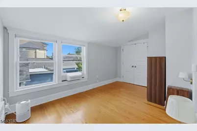 16 Munn St #3, Montclair, NJ 07042 - Photo 12