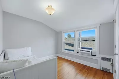 16 Munn St #3, Montclair, NJ 07042 - Photo 14