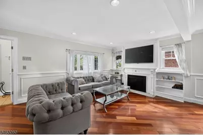 31 Freeman Pl, Nutley, NJ 07110 - Photo 8