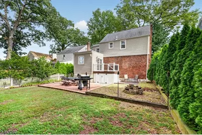 31 Freeman Pl, Nutley, NJ 07110 - Photo 28