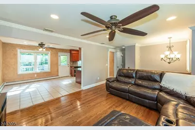 33 Lakeside Ave, Bloomingdale, NJ 07403 - Photo 6