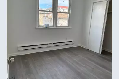 160 E Kinney St Unit #2R, Newark, NJ 07105 - Photo 2