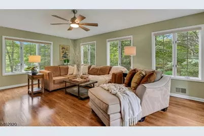 122 N Maple Ave, Bernards Township, NJ 07920 - Photo 8