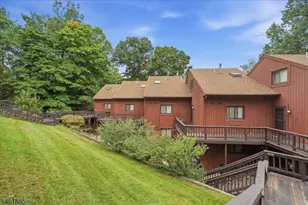 4 Davos Dr, Vernon, NJ 07462 - Photo 26