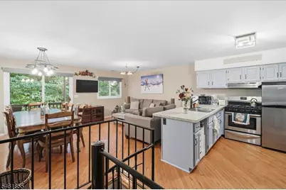 4 Davos Dr #11, Vernon, NJ 07462 - Photo 4