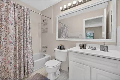 236 Mayor Gibson, Newark, NJ 07104 - Photo 16
