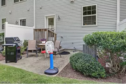 908 Parkview Ln, Rockaway Township, NJ 07866 - Photo 24