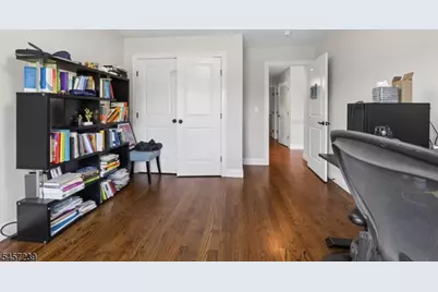 16 Stuyvesant Ct, Clifton, NJ 07013 - Photo 22