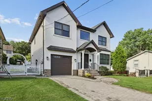 16 Stuyvesant Ct, Clifton, NJ 07013 - Photo 2