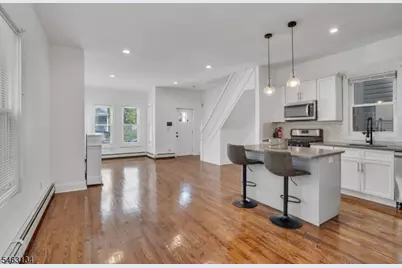 142 Steuben, East Orange, NJ 07018 - Photo 6