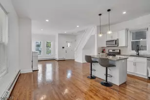 142 Steuben, East Orange, NJ 07018 - Photo 6