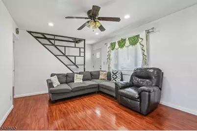 33 Adams St, Woodbridge Township, NJ 08830 - Photo 4