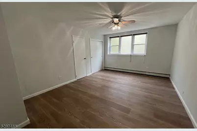 35 So Willow St #A2, Montclair, NJ 07042 - Photo 10