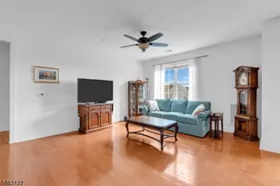 7213 Minuteman Ln, Franklin Township, NJ 08873 - Photo 10