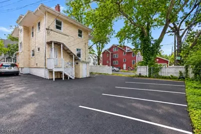 35 Sunnyside Ter, East Orange, NJ 07018 - Photo 8